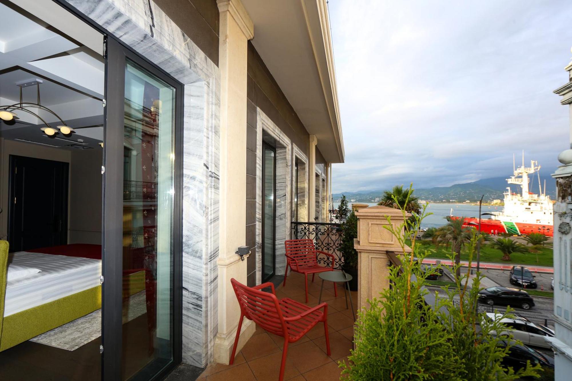 Hotel Retro Batumi Zewnętrze zdjęcie