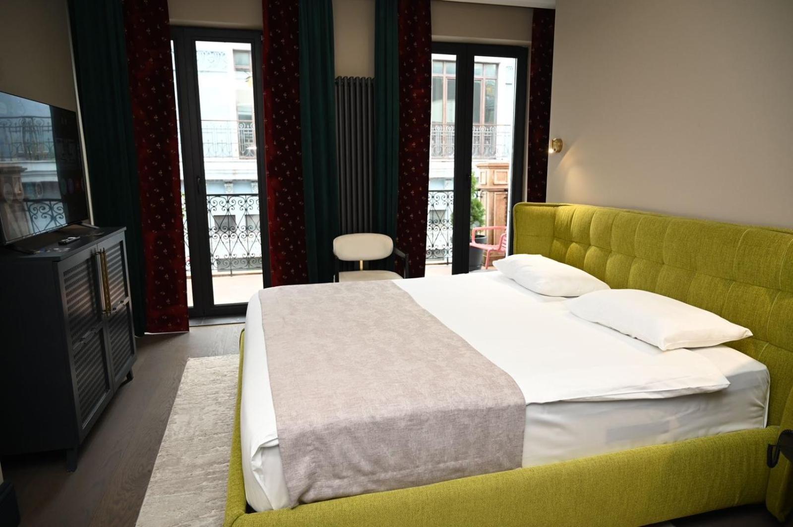 Hotel Retro Batumi Zewnętrze zdjęcie