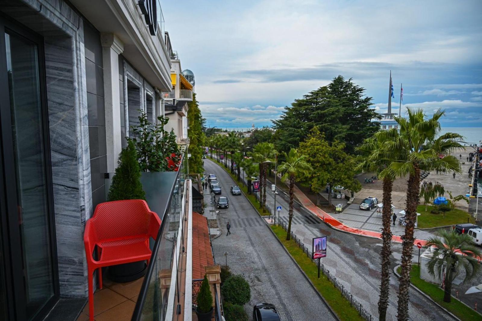 Hotel Retro Batumi Zewnętrze zdjęcie