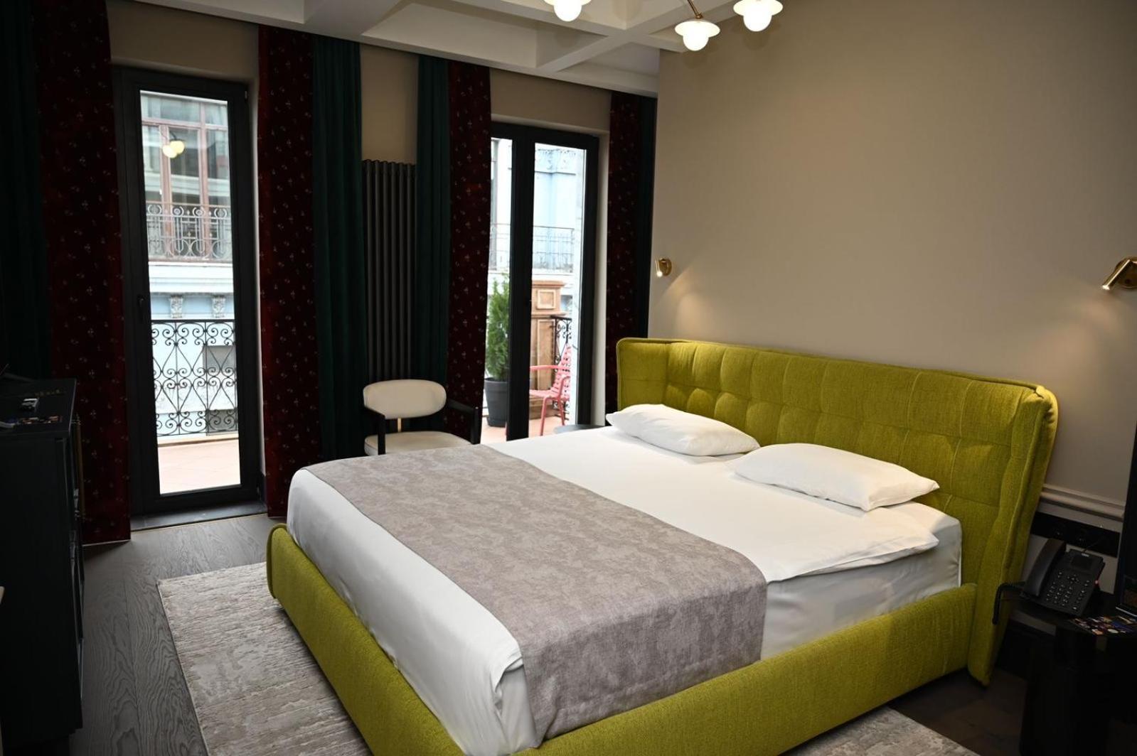 Hotel Retro Batumi Zewnętrze zdjęcie