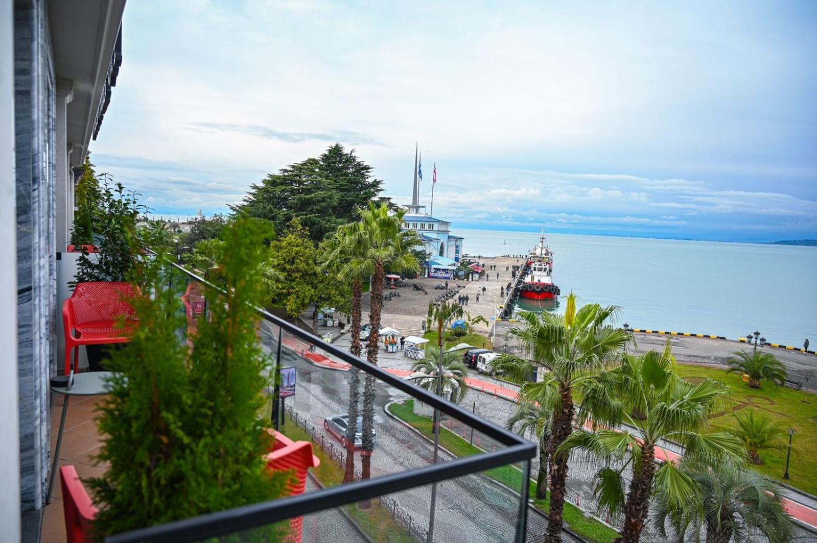 Hotel Retro Batumi Zewnętrze zdjęcie