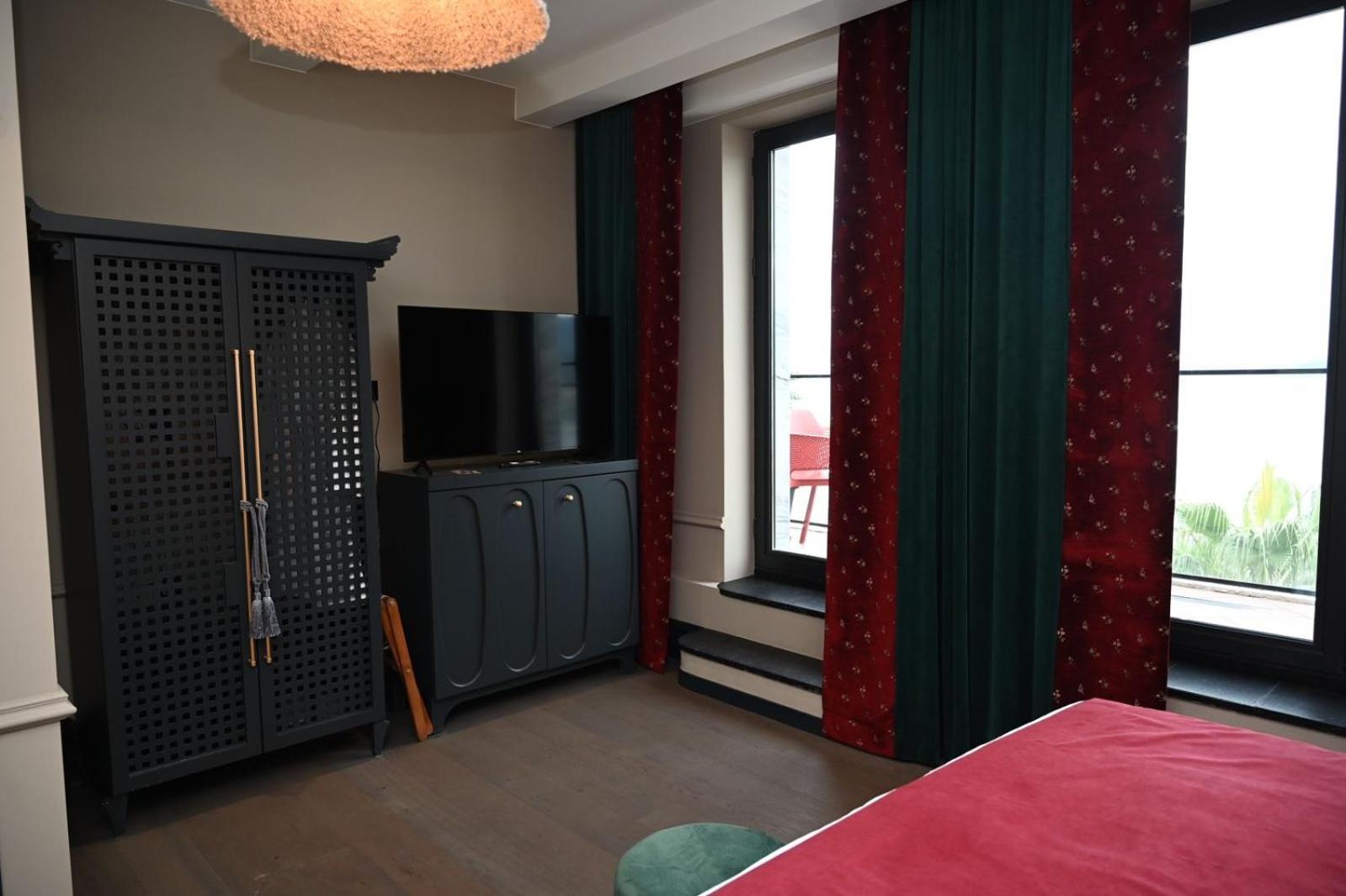 Hotel Retro Batumi Zewnętrze zdjęcie